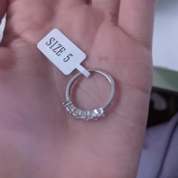 Ring - Picture 2 of 5